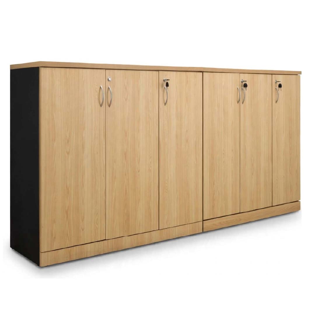 Oak 5 door cabinet