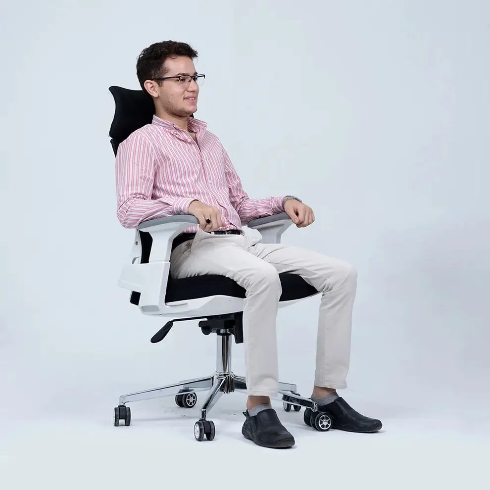 Nova Manager Chair - Image 2