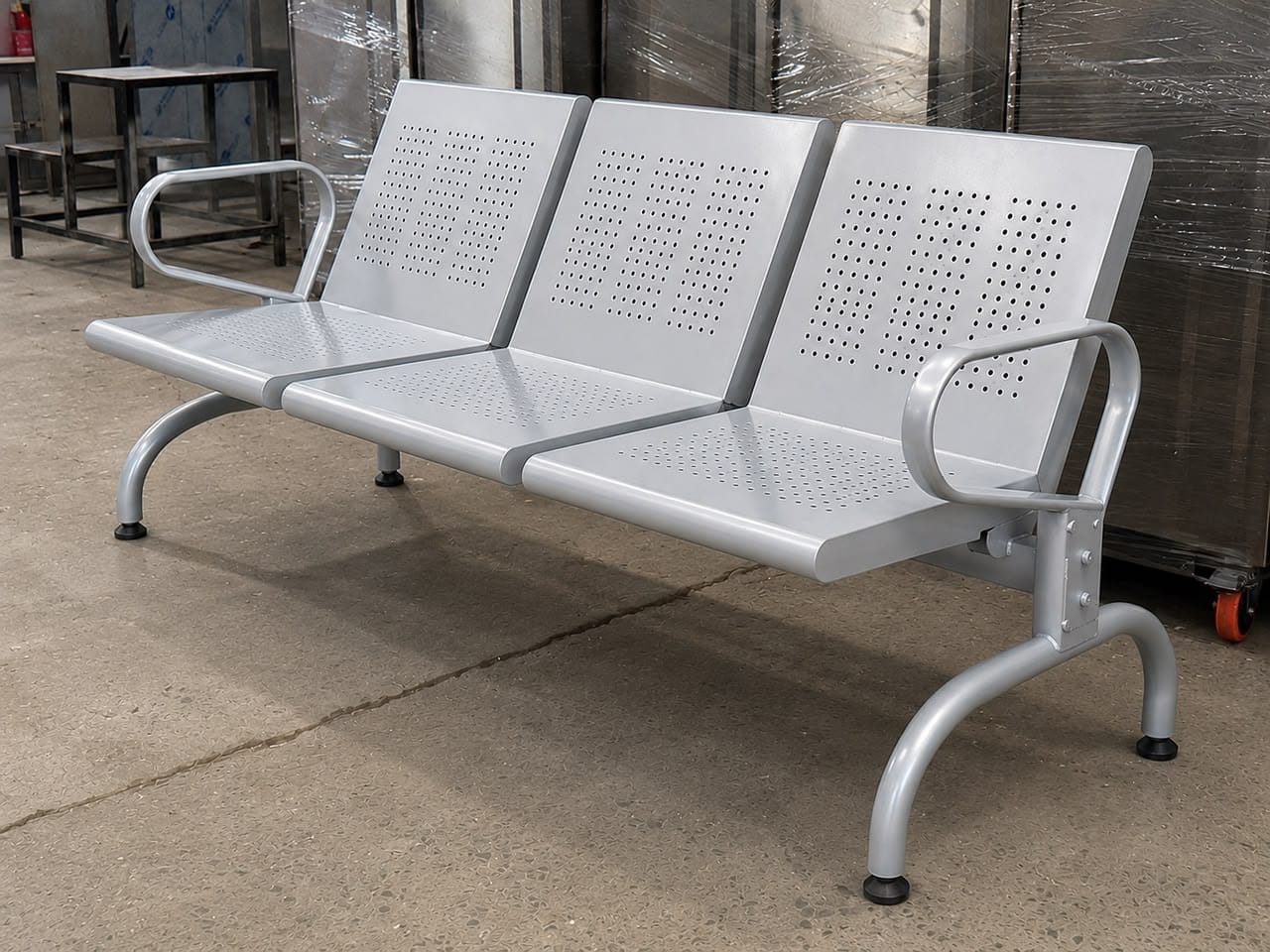 Commercial sofas - Image 3