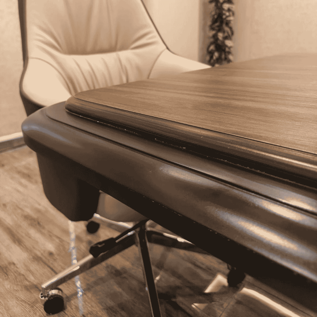 Lyon Conference table - Image 6